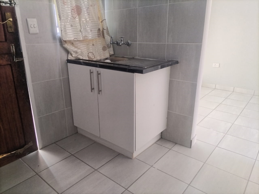 2 Bedroom Property for Sale in Tlhabane West North West